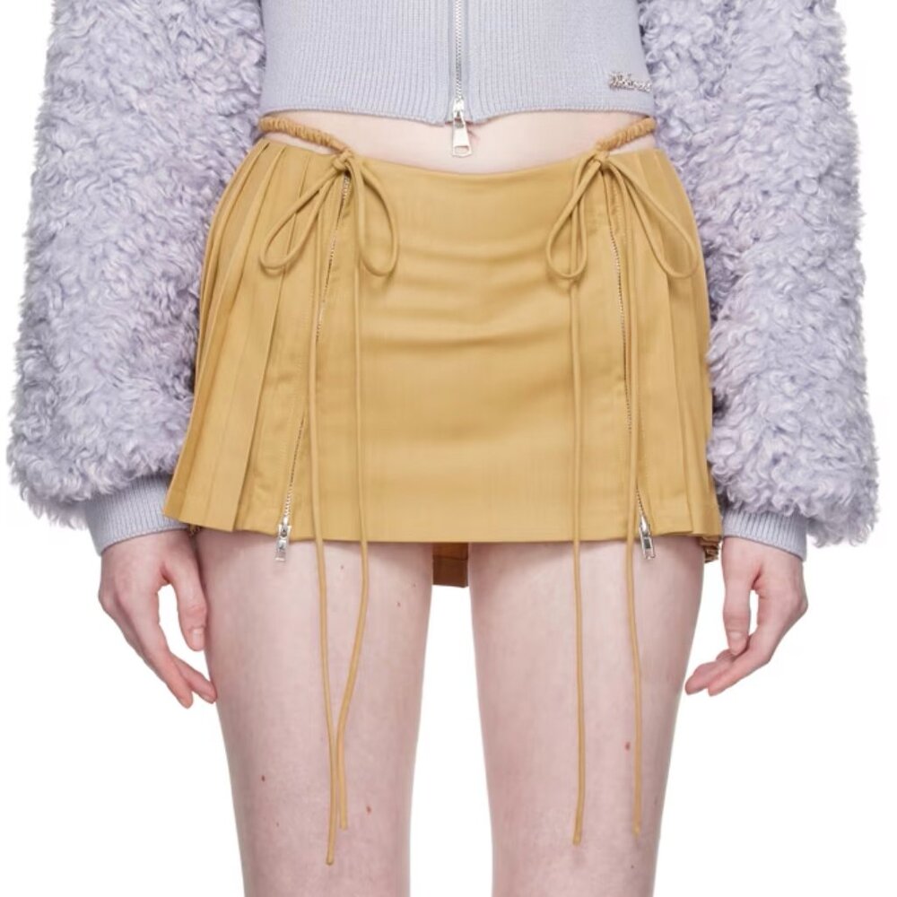 Viral NΦDRESS Tan Low-Waist pleated Miniskirt in Size Large = Waist 30